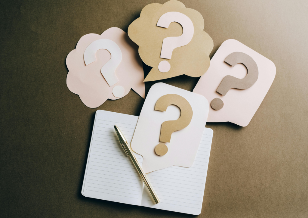 30 oder 80 Unterrichtseinheiten? Wir vergleichen Gründungscoaching Kompakt und Professionell – Inhalte, Tiefe und für welche Gründungsphase sich welches eignet.